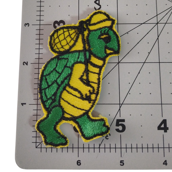 Adorable Green And Yellow Back Packing Turtle Iron On Patch Fashion Accessories - Picture 2 of 3